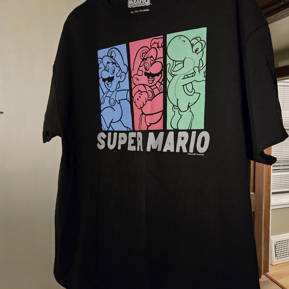 Size XL Supermario T Shirt